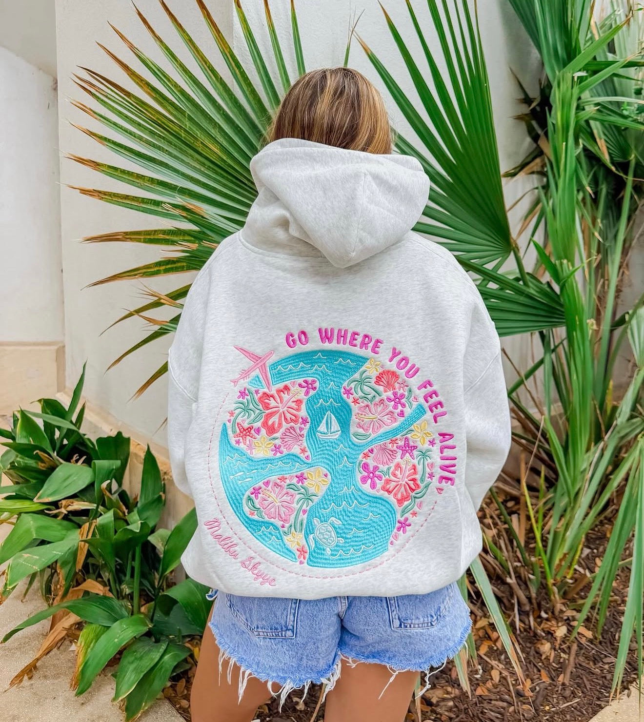 Feel Alive Hoodie - Heather Grey – Malibu Skyye