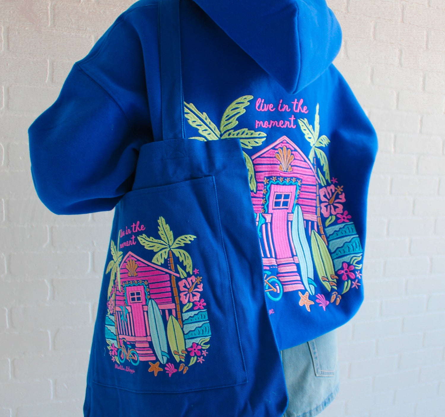 Live in the Moment Tote